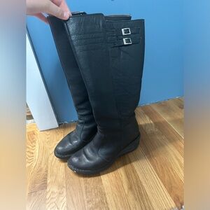 Lassen women’s black leather wide calf wedge boots